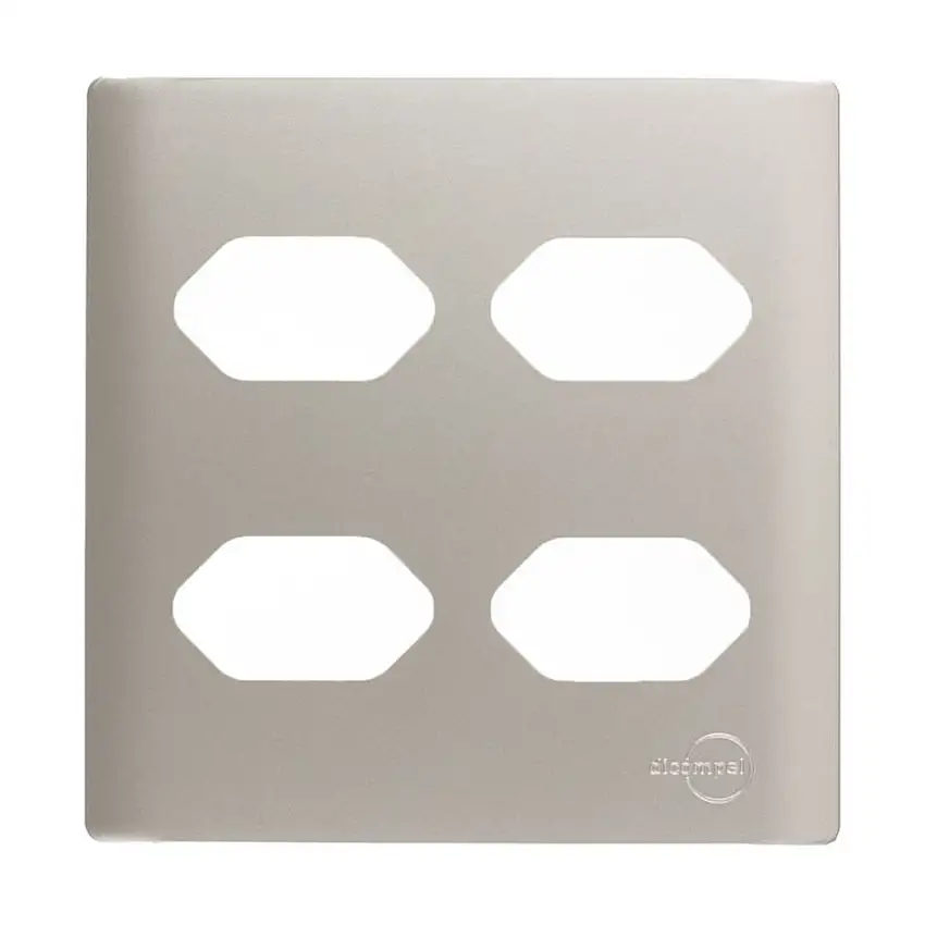 Placa 4X4 Para 4 Tomadas Universal 2P+T Aço Novara